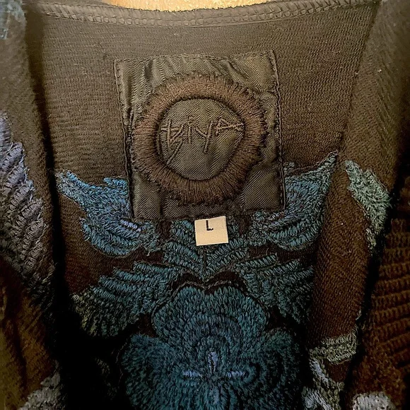 JOHNNY WAS - Biya Embroidered Kimono Blue/Black - Picture 4 of 8